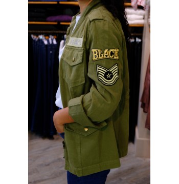 Veste verte col mao...