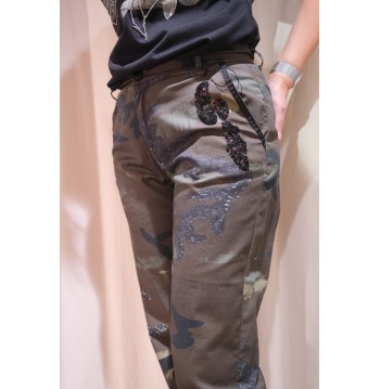 Pantalon imprimé camouflage Eva Kayan