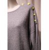 PULL GRIS BOUTONS EPAULE