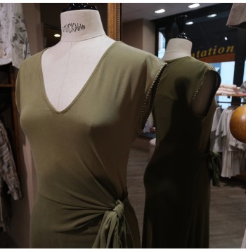 14105975 ROBE KAKI