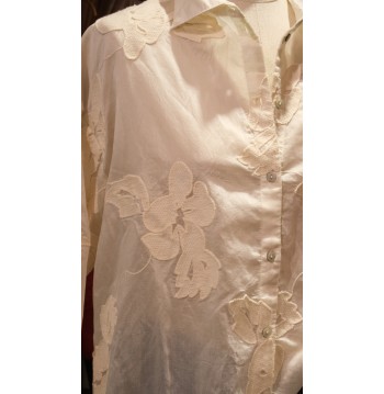 Chemise écrue fleurs brodées
